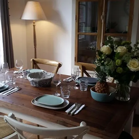 Pause Chez Julien, Lumineux Et Idéalement Situé! Apartamento *