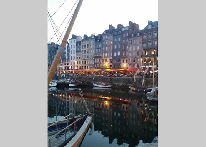 Pause Chez Julien, Lumineux Et Idealement Situe! شقة أونفلور