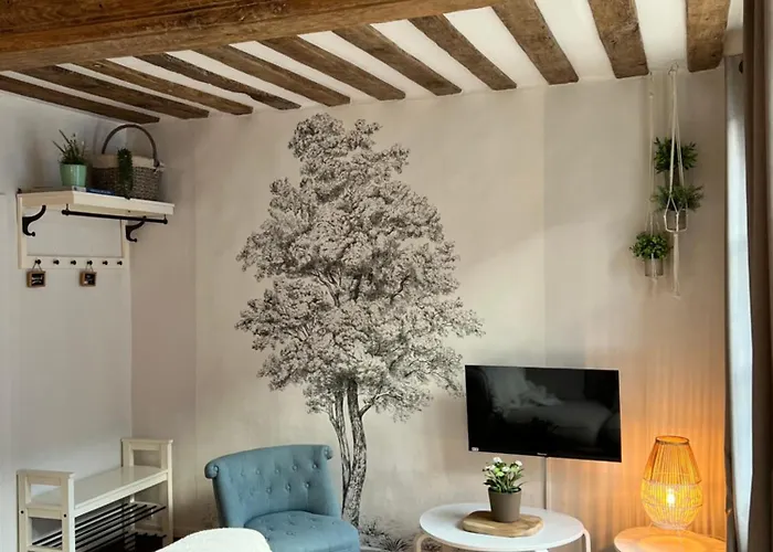 Pause Chez Julien, Lumineux Et Idealement Situe! شقة