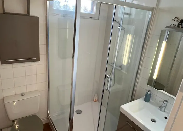 شقة Pause Chez Julien, Lumineux Et Idealement Situe!