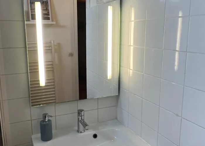 Pause Chez Julien, Lumineux Et Idealement Situe! شقة *