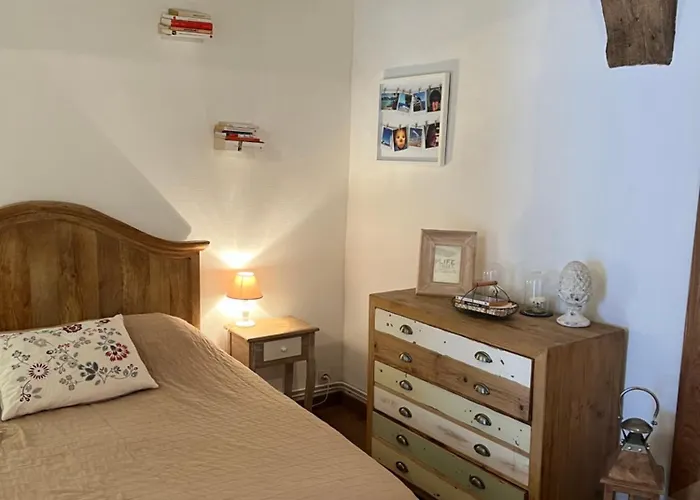 아파트 Pause Chez Julien, Lumineux Et Idealement Situe! 옹플뢰르