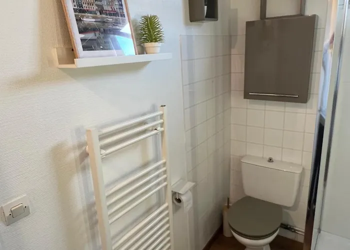 아파트 Pause Chez Julien, Lumineux Et Idealement Situe!